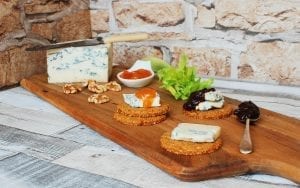 Cheese, crackers and chutney