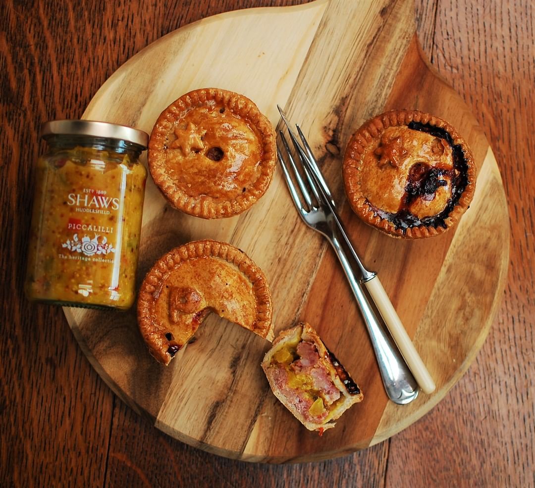 Pile on the Piccalilli for the ultimate Pork Pie experience for Fathers Day this Sunday! 
Available at most good farm shops in Yorkshire and a few outside who know what’s what 😉
https://shaws1889.com/stockists/

#FathersDay #BestDad
#PorkPie #Piccalilli #lunchtimetreat 
#Yorkshire #local_food #justchuffingreat